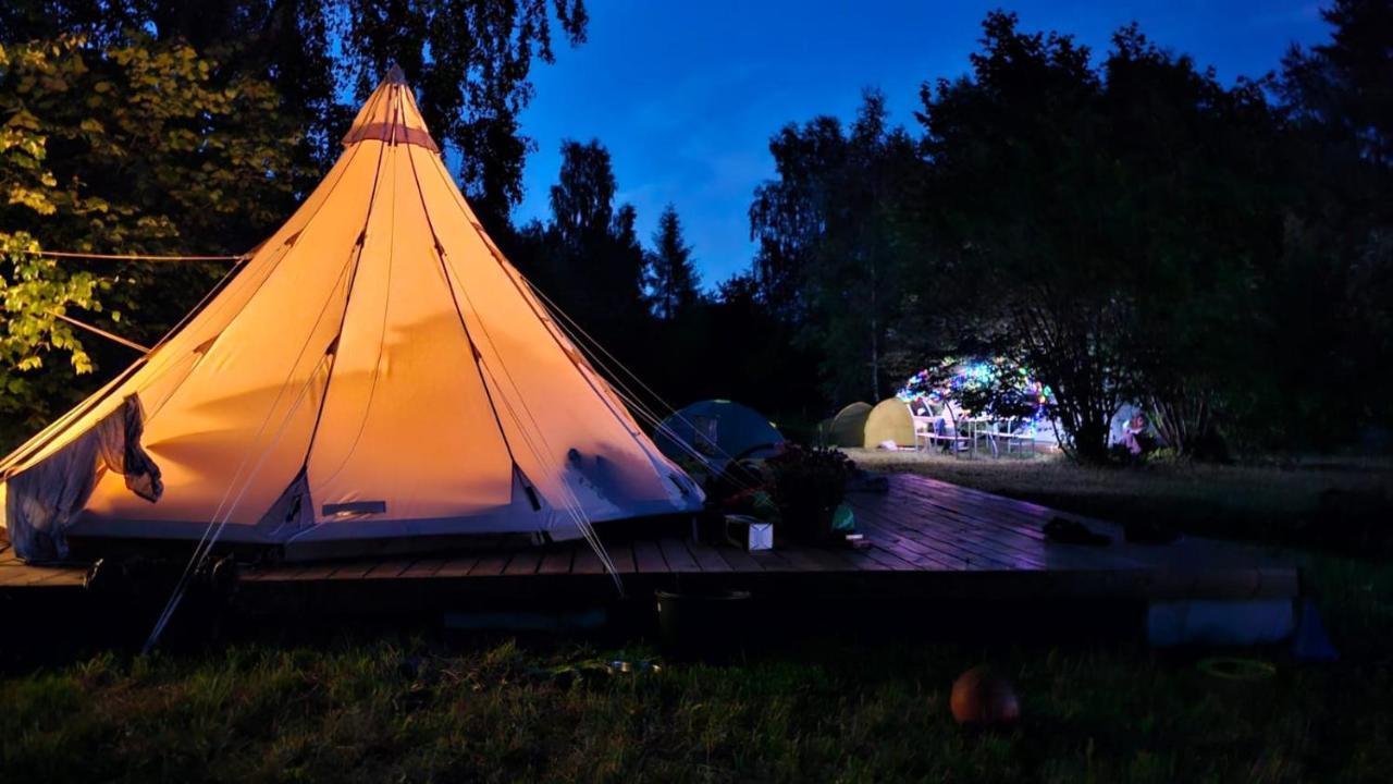 Glamping Fluffy Horns - Glempings Pukainie Ragi Hotel Plienciems Bagian luar foto